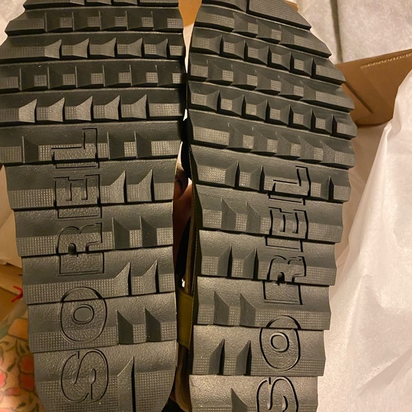 SOREL women’s Roaming Decon sandals in dioxide gold NWB - Picture 16 of 16